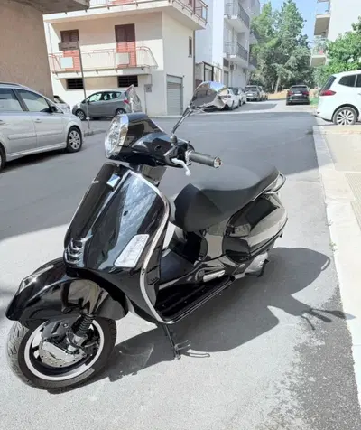 Vespa GTS 125 Super (2021 - 24) usata