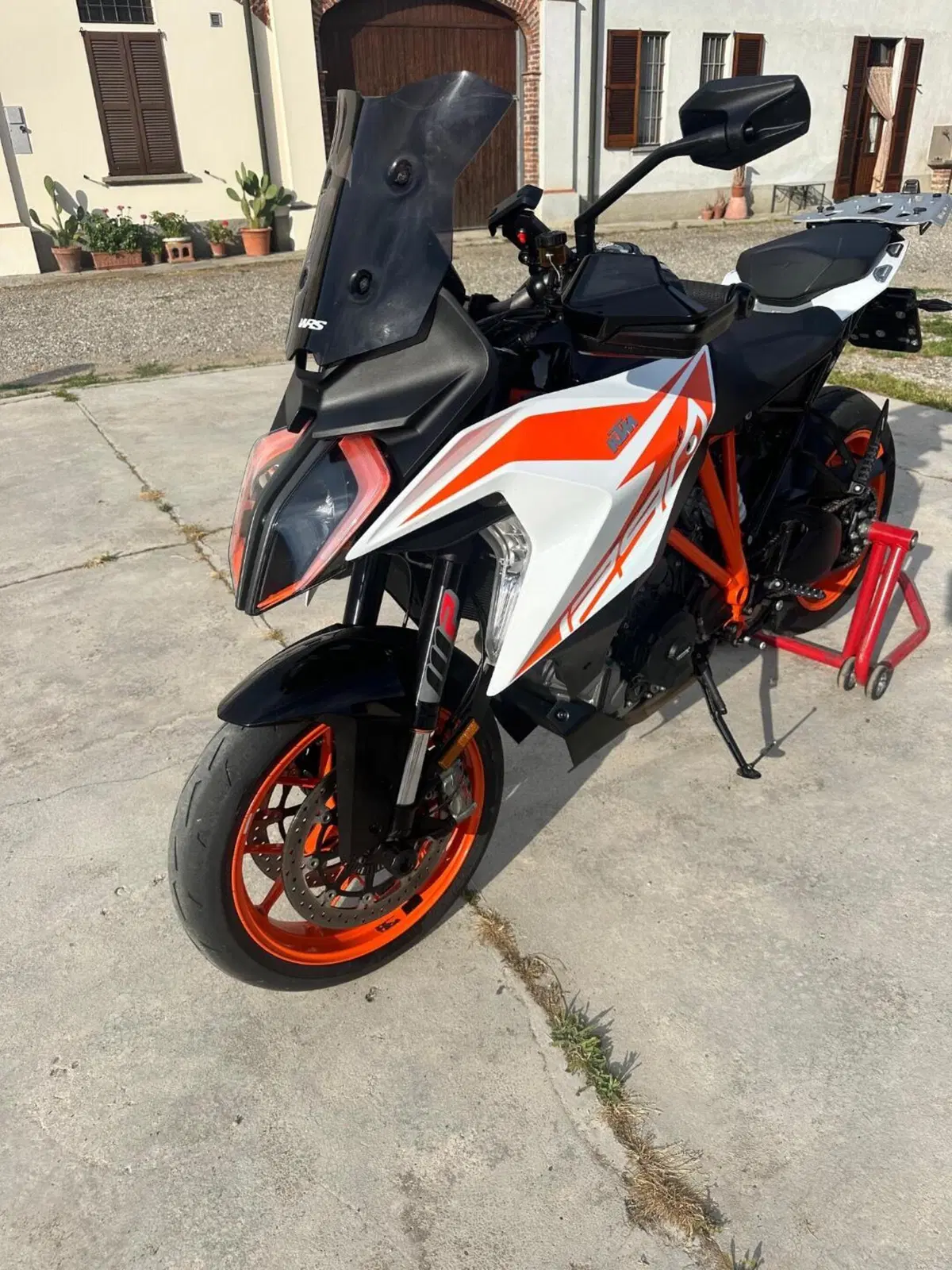 KTM 1290 Super Duke GT (2019 - 20) (6)
