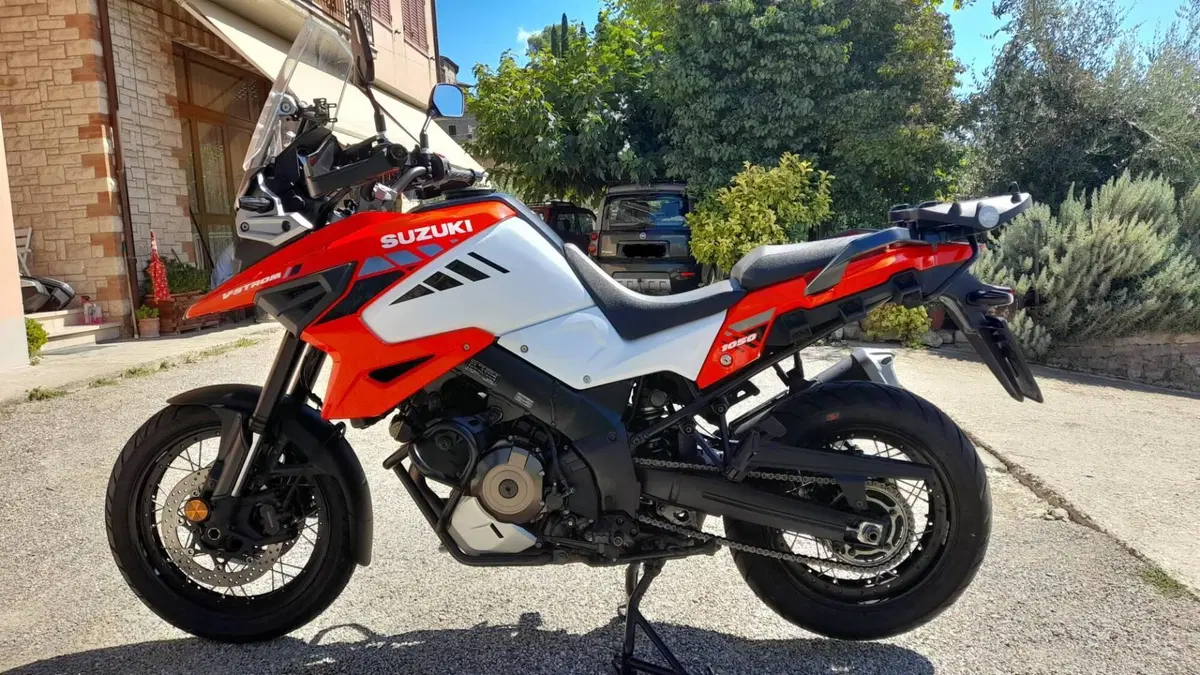 Suzuki V-Strom 1050XT Pro (2020 - 23) (2)