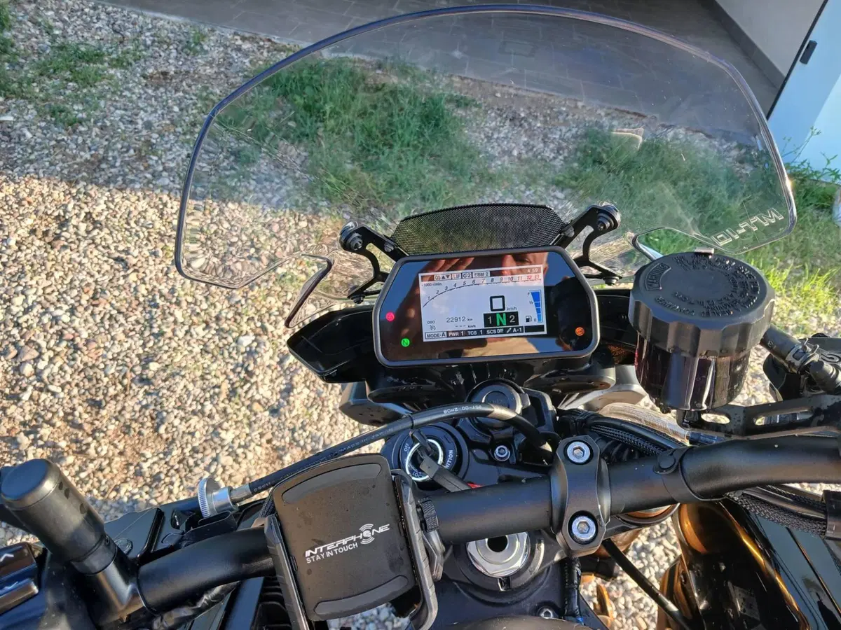 Yamaha MT-10 SP (2022 - 25) (7)