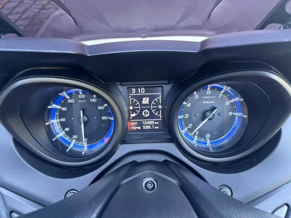 Yamaha T-Max 530 SX (2017 - 19) (10)