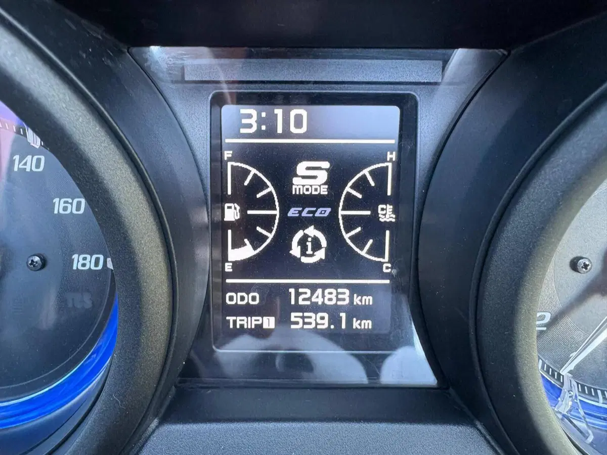 Yamaha T-Max 530 SX (2017 - 19) (11)