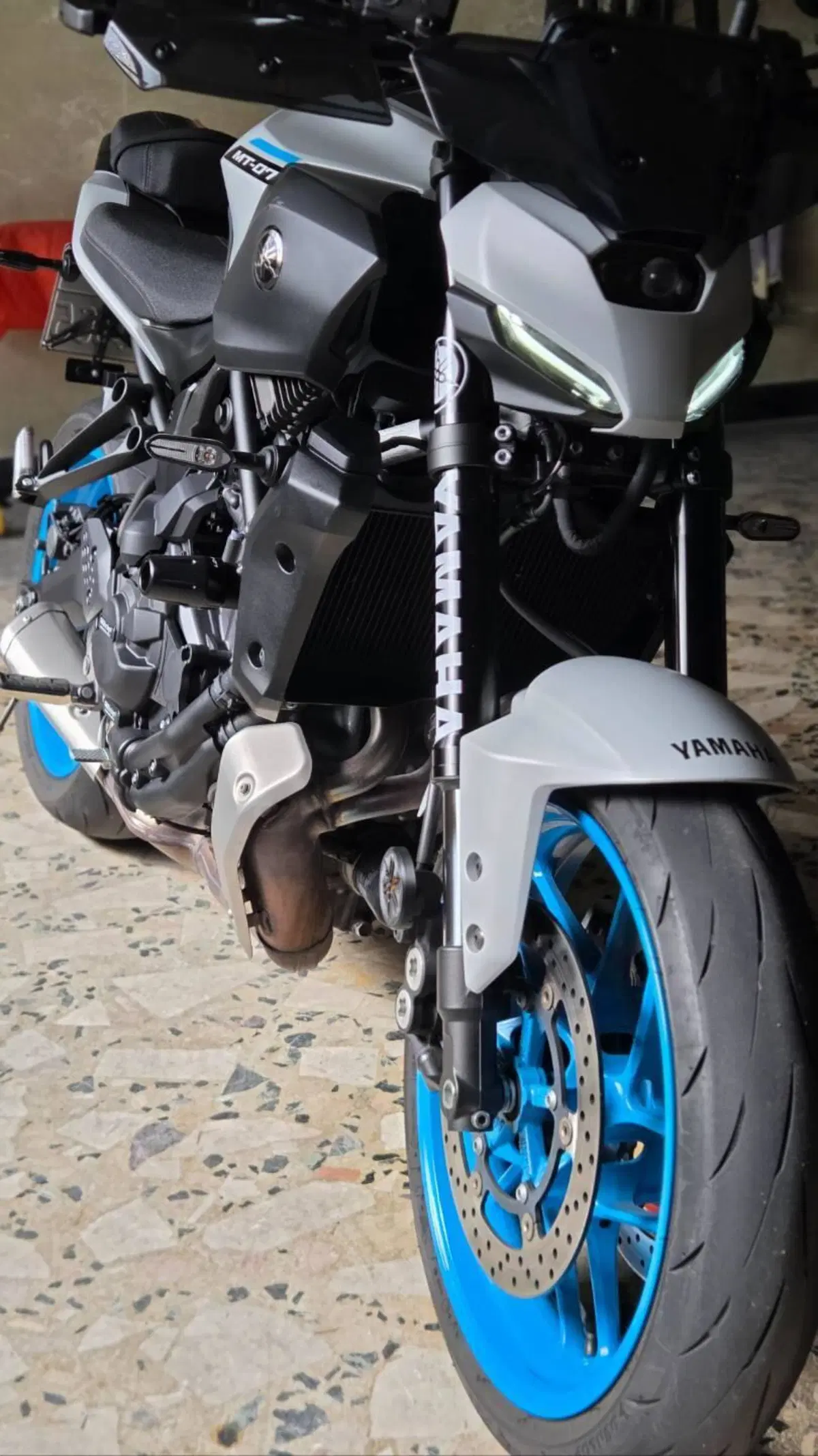 Yamaha MT-07 Y-AMT (2025 - 26) (6)