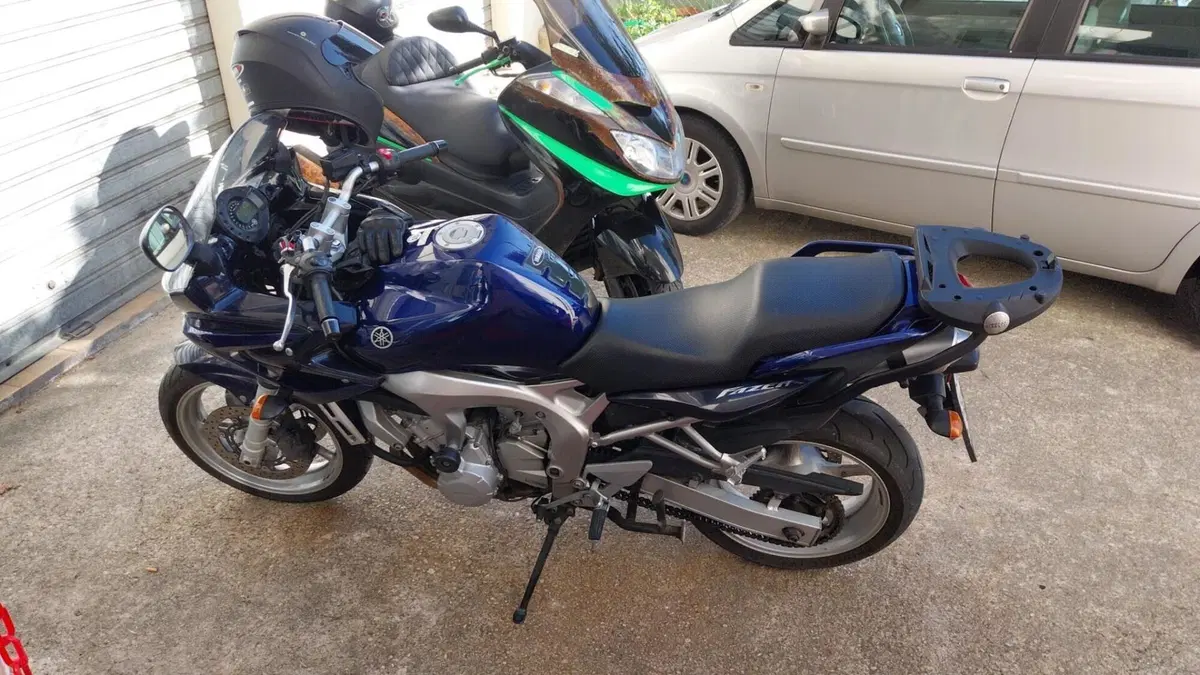 Yamaha FZ6 (2004 - 07) (2)