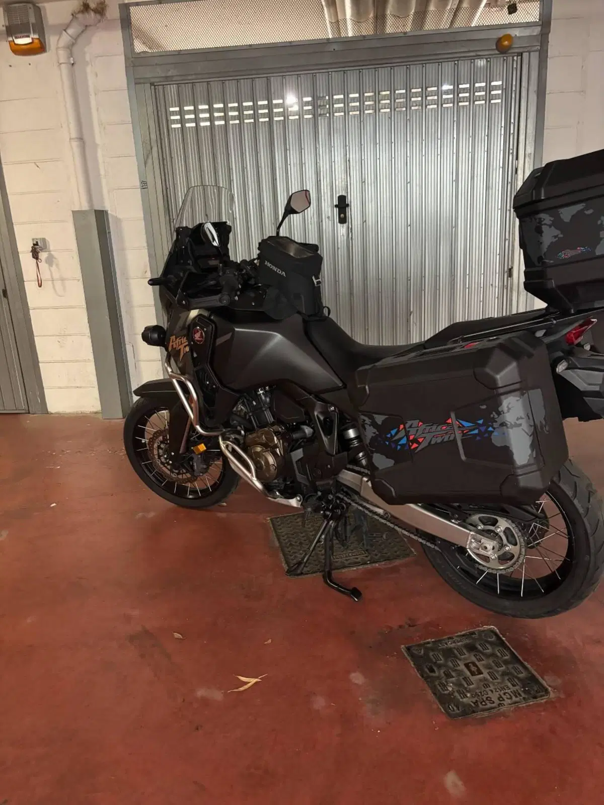 Honda Africa Twin CRF 1100L Adventure Sports DCT Travel Edition (2024 - 26) (8)