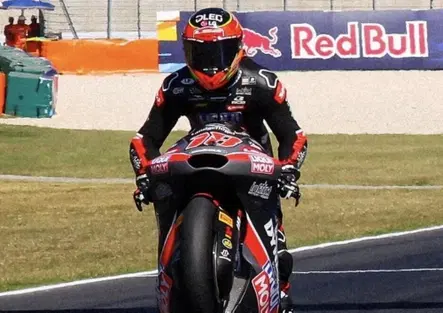 Moto2: Gonzalez vince, ma è caos in partenza! Piqueras innesca la caduta di Agius e Holgado, Arbolino 5°[CLASSIFICA]