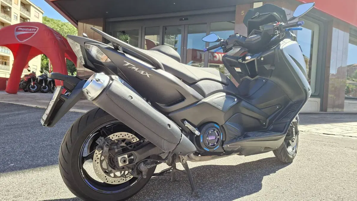 Yamaha T-Max 530 Iron Max (2014 - 17) (5)