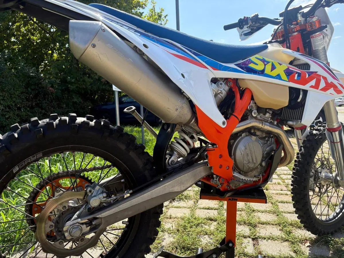 KTM 500 EXC-F Six Days (2022) (6)