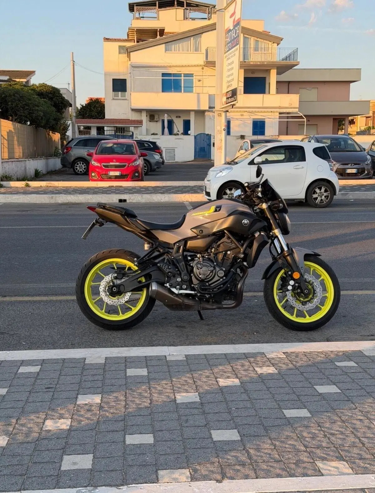 Yamaha MT-07 (2018 - 20) (3)