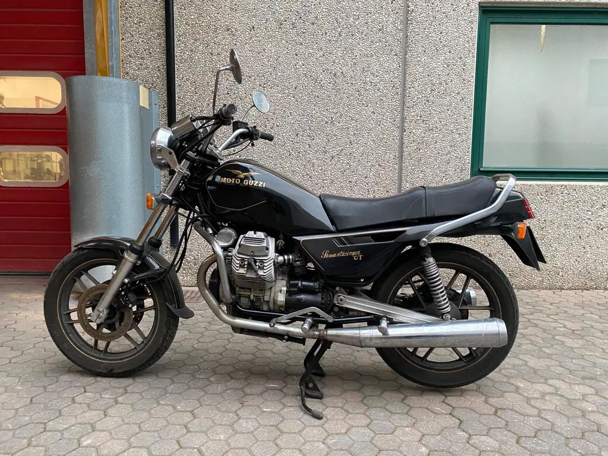 Moto Guzzi V 65 GT