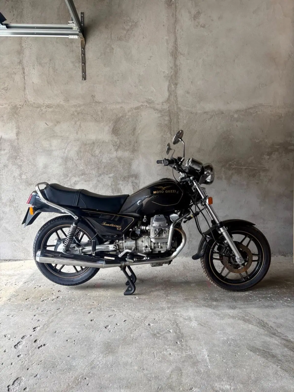Moto Guzzi V 65 GT (3)