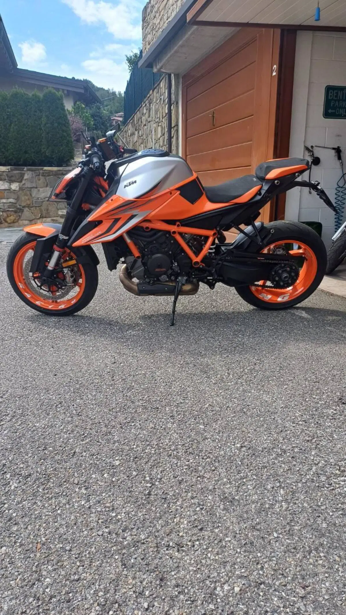 KTM 1290 Super Duke R (2021 - 23) (2)