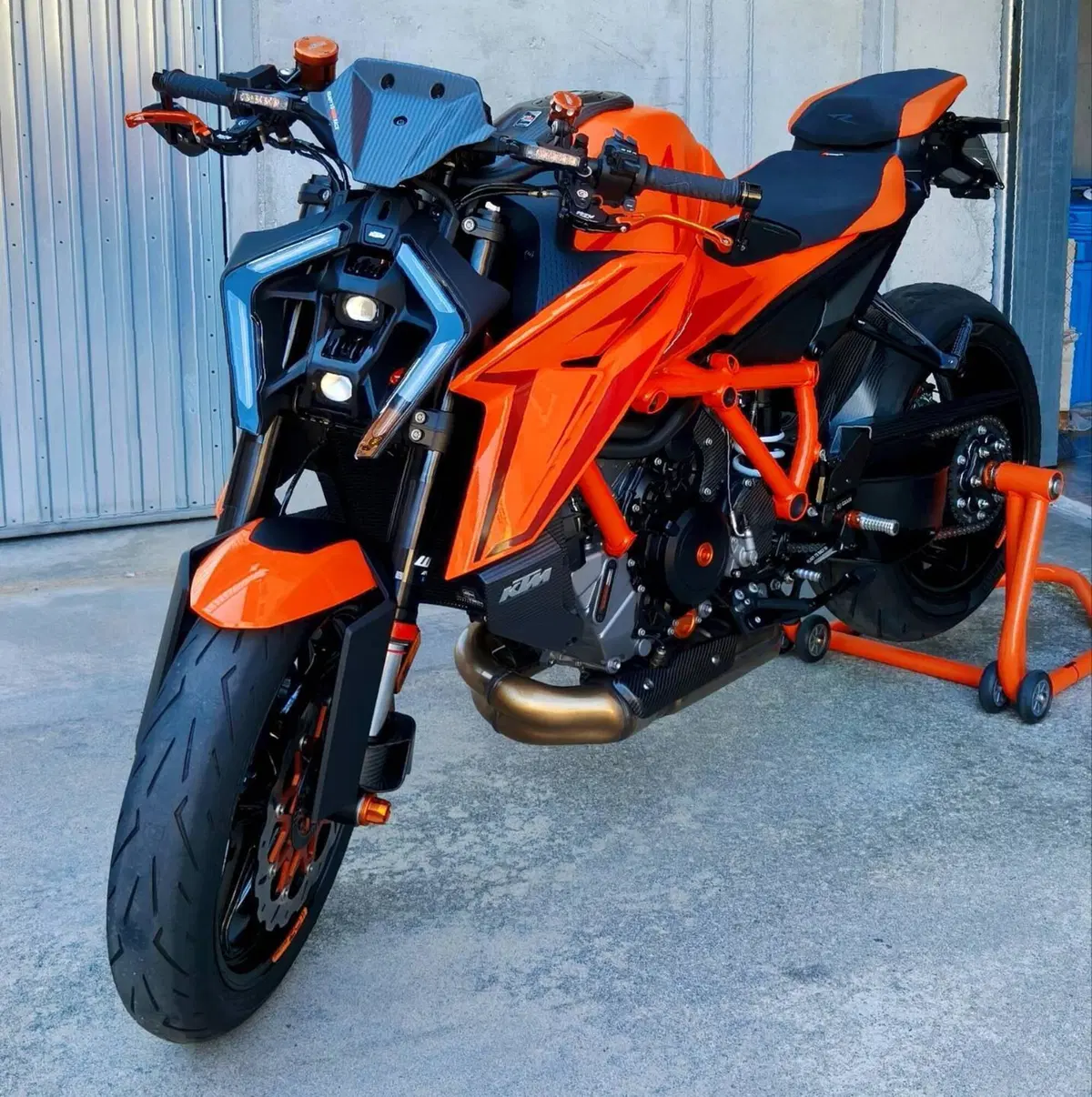 KTM 1390 Super Duke R (2024 - 26) (3)