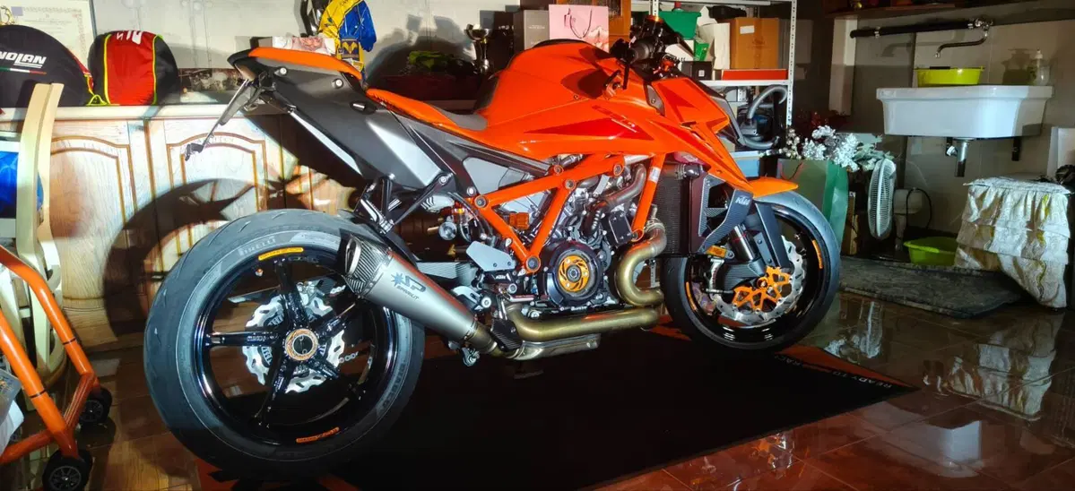 KTM 1390 Super Duke R (2024 - 26) (6)
