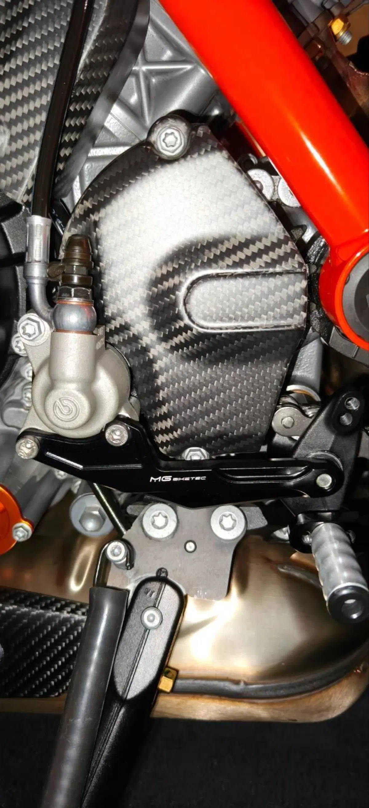 KTM 1390 Super Duke R (2024 - 26) (8)