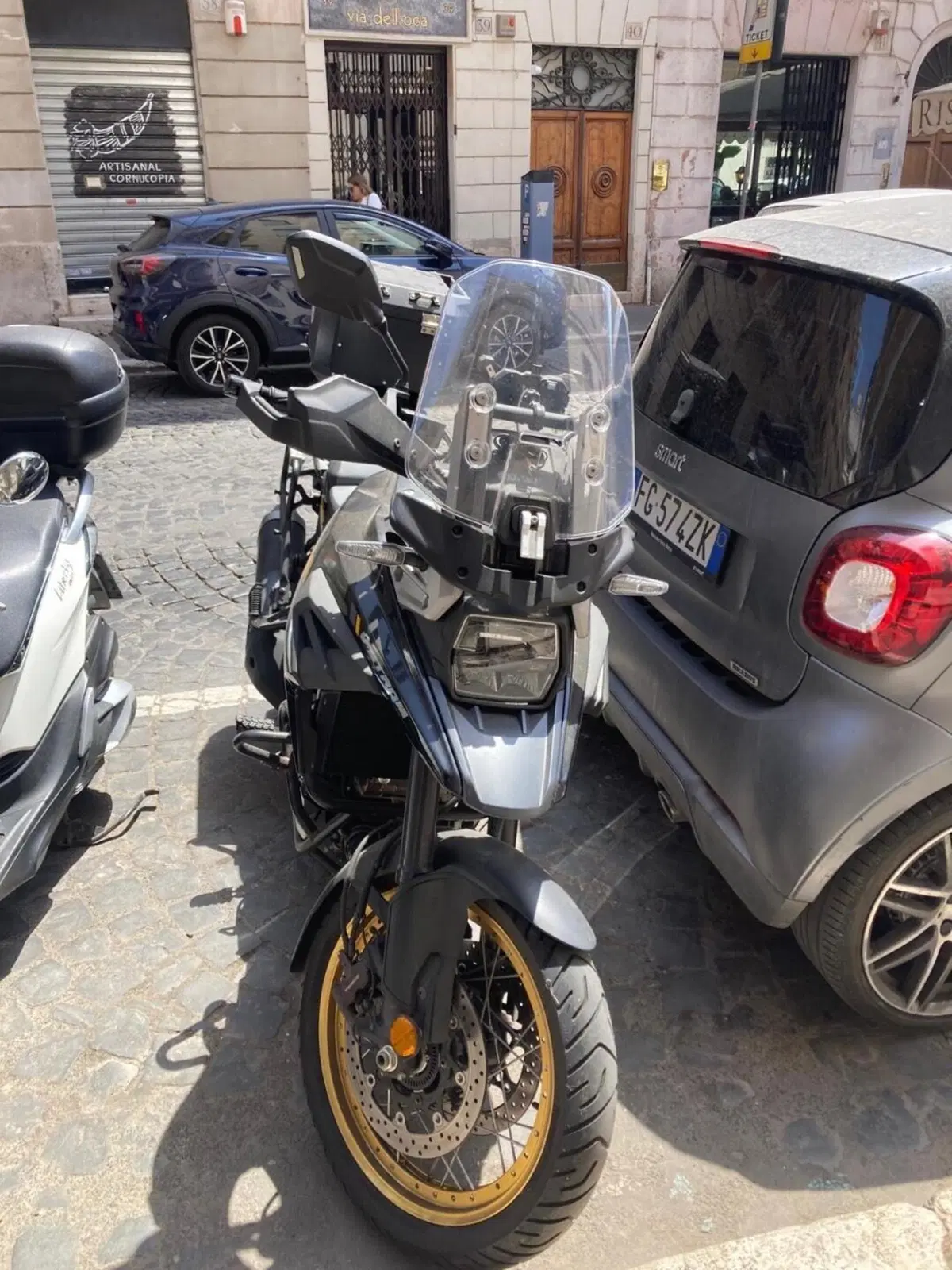 Suzuki V-Strom 1050XT (2020 - 23) (6)