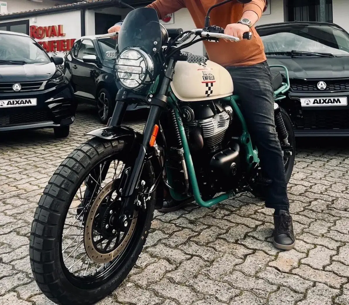 Royal Enfield Bear 650 (2025 - 26) (3)