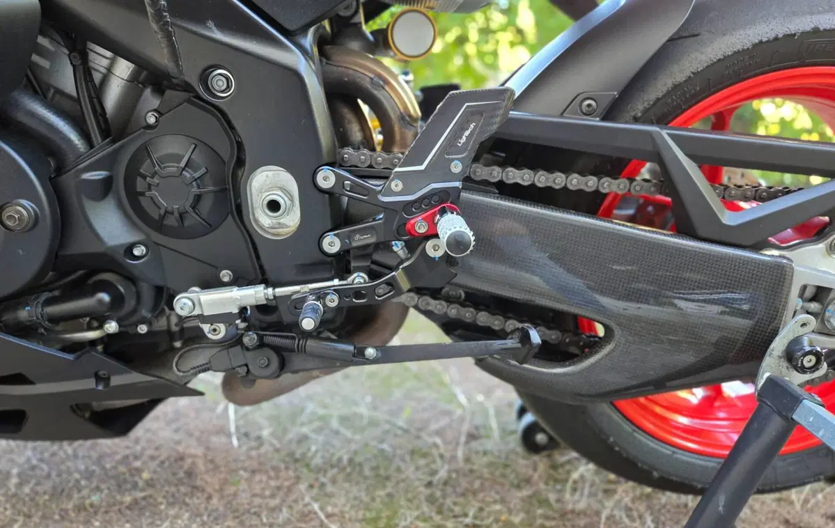 Aprilia RSV4 1100 (2025 - 26) (3)