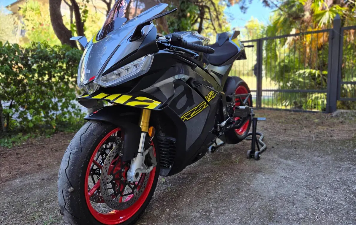 Aprilia RSV4 1100 (2025 - 26) (6)