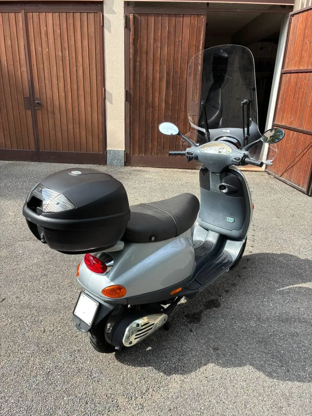 Vespa 50 ET4 (2002 - 06) (2)