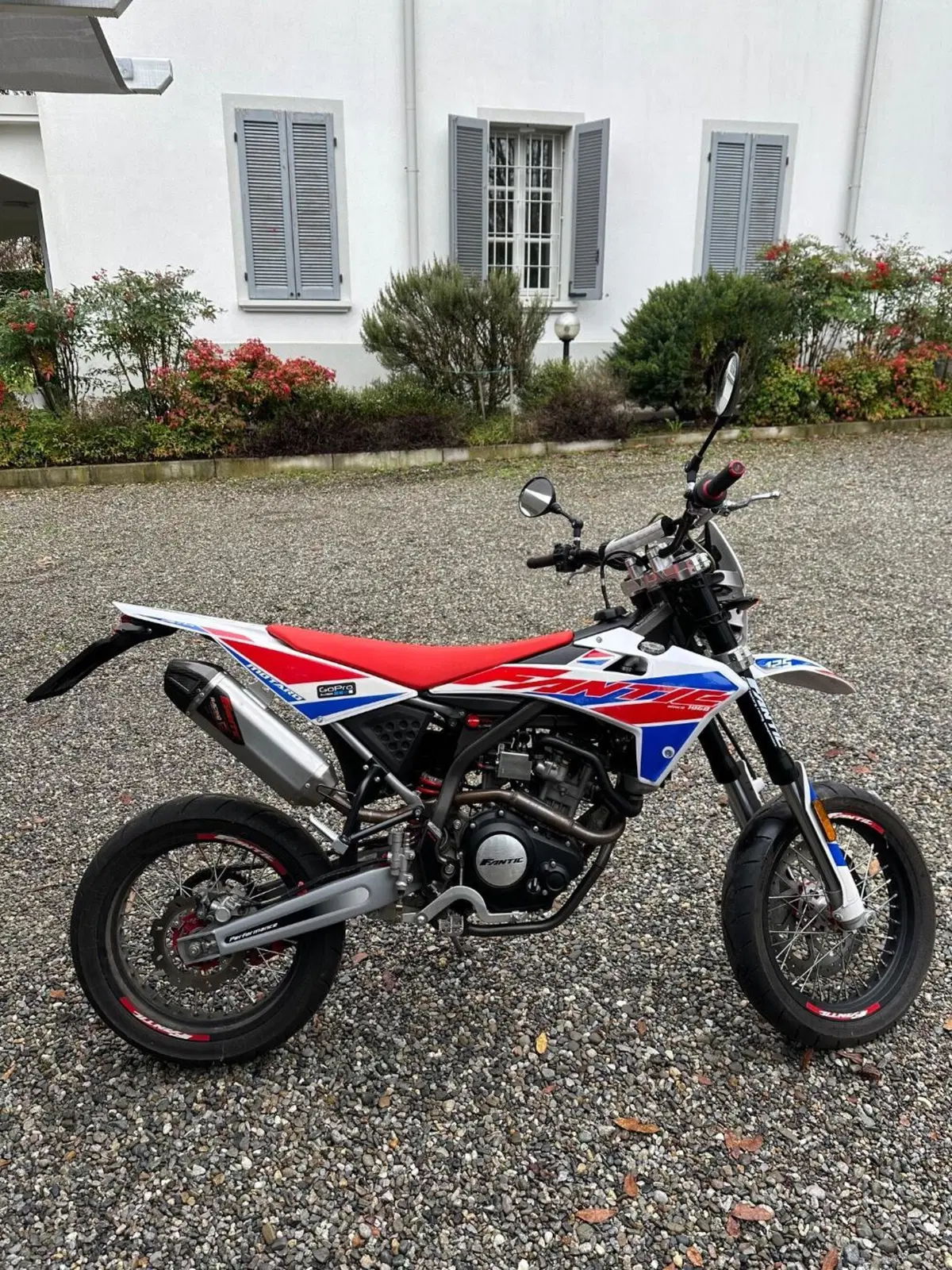 Fantic Motor Motard 125 M Performance 4t (2019) (2)