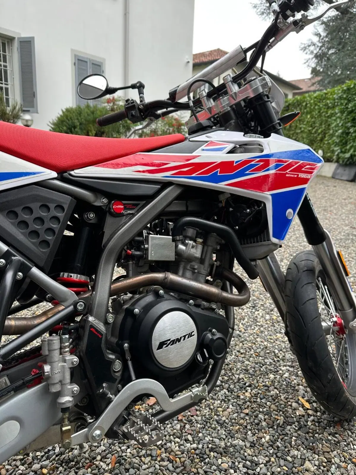 Fantic Motor Motard 125 M Performance 4t (2019) (8)
