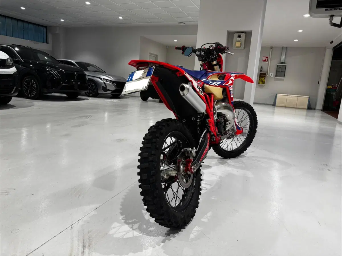 Betamotor RR 125 2T Enduro Racing (2022) (4)