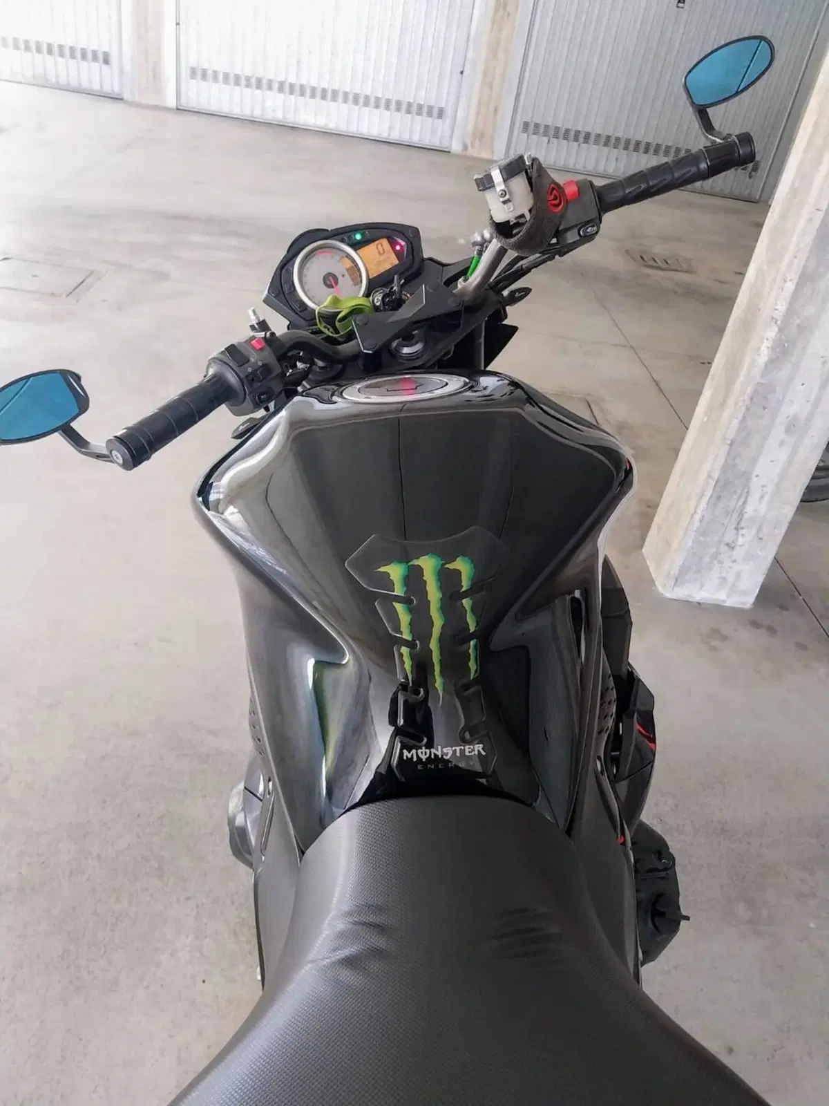 Kawasaki Z 750 (2007 - 14) (2)