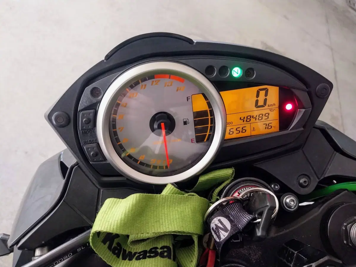 Kawasaki Z 750 (2007 - 14) (3)