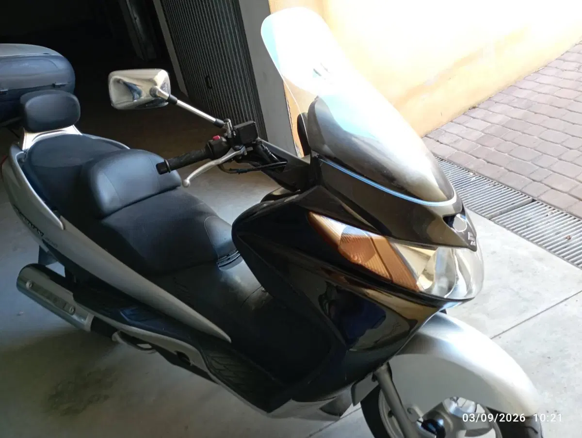 Suzuki Burgman AN 400 (2001 - 02) (5)