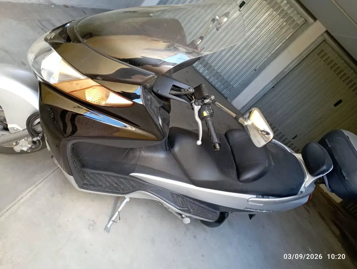 Suzuki Burgman AN 400 (2001 - 02) (9)