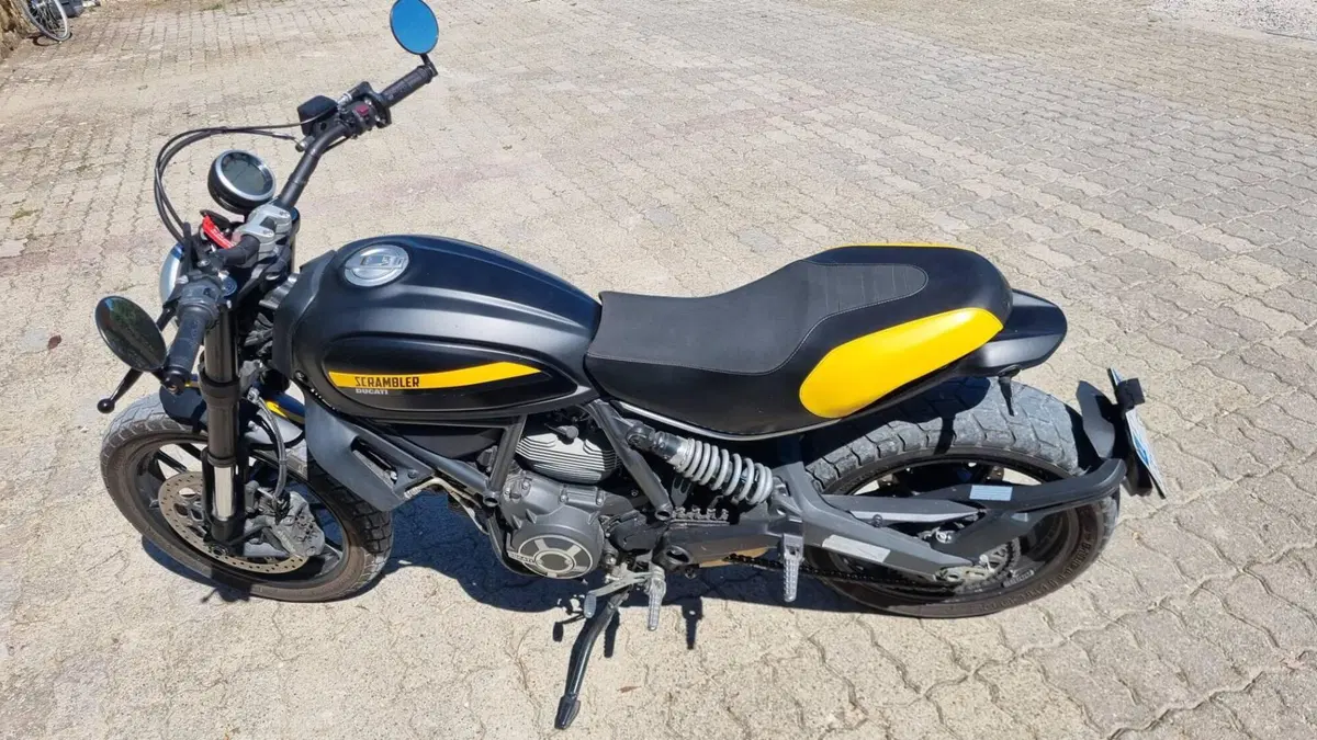Ducati Scrambler 800 Full Throttle (2015 - 16) (2)