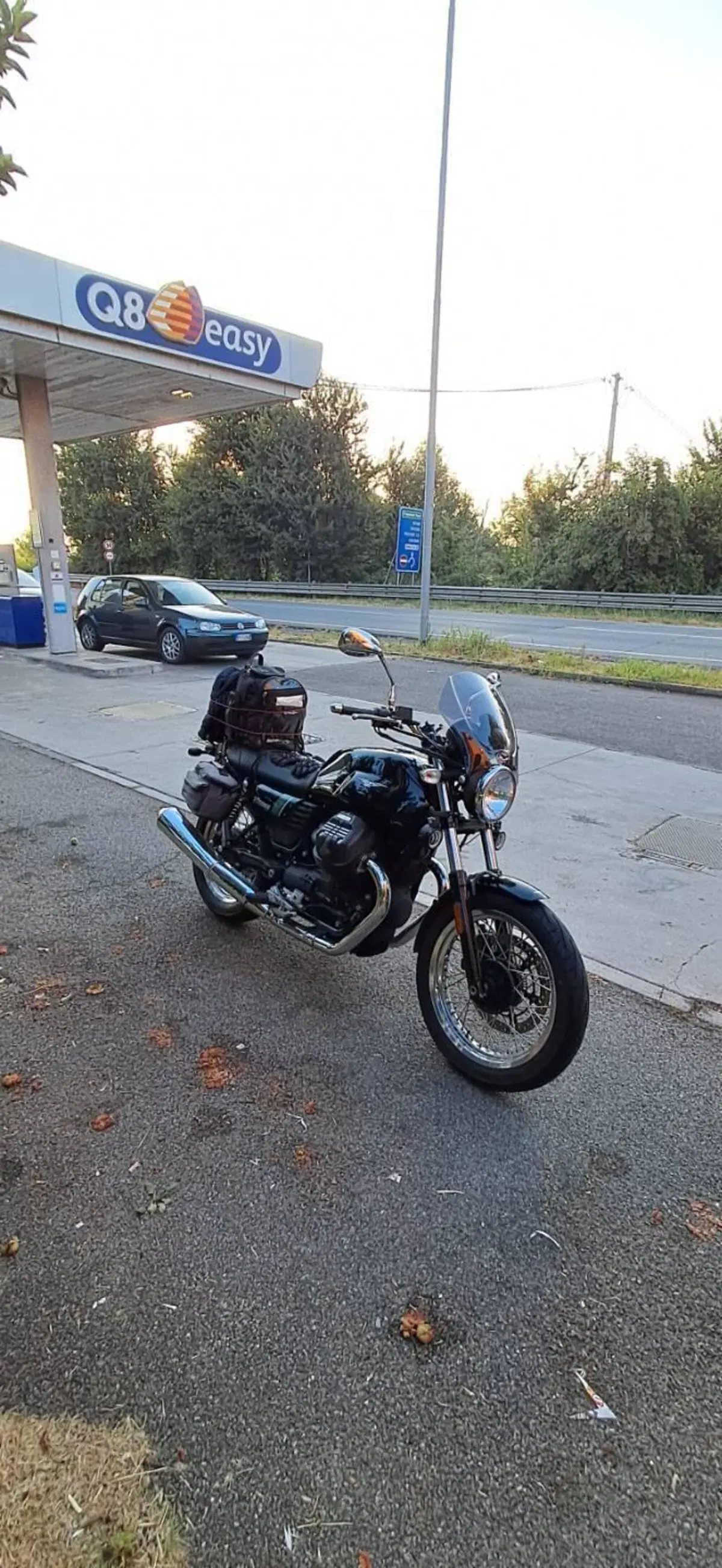 Moto Guzzi V7 III Special (2017 - 20) (10)
