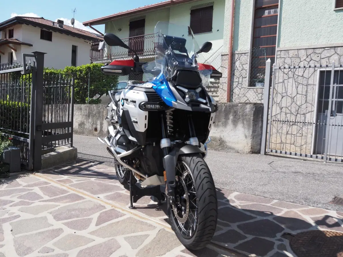 Bmw R 1300 GS Adventure Trophy (2025 - 26) (9)