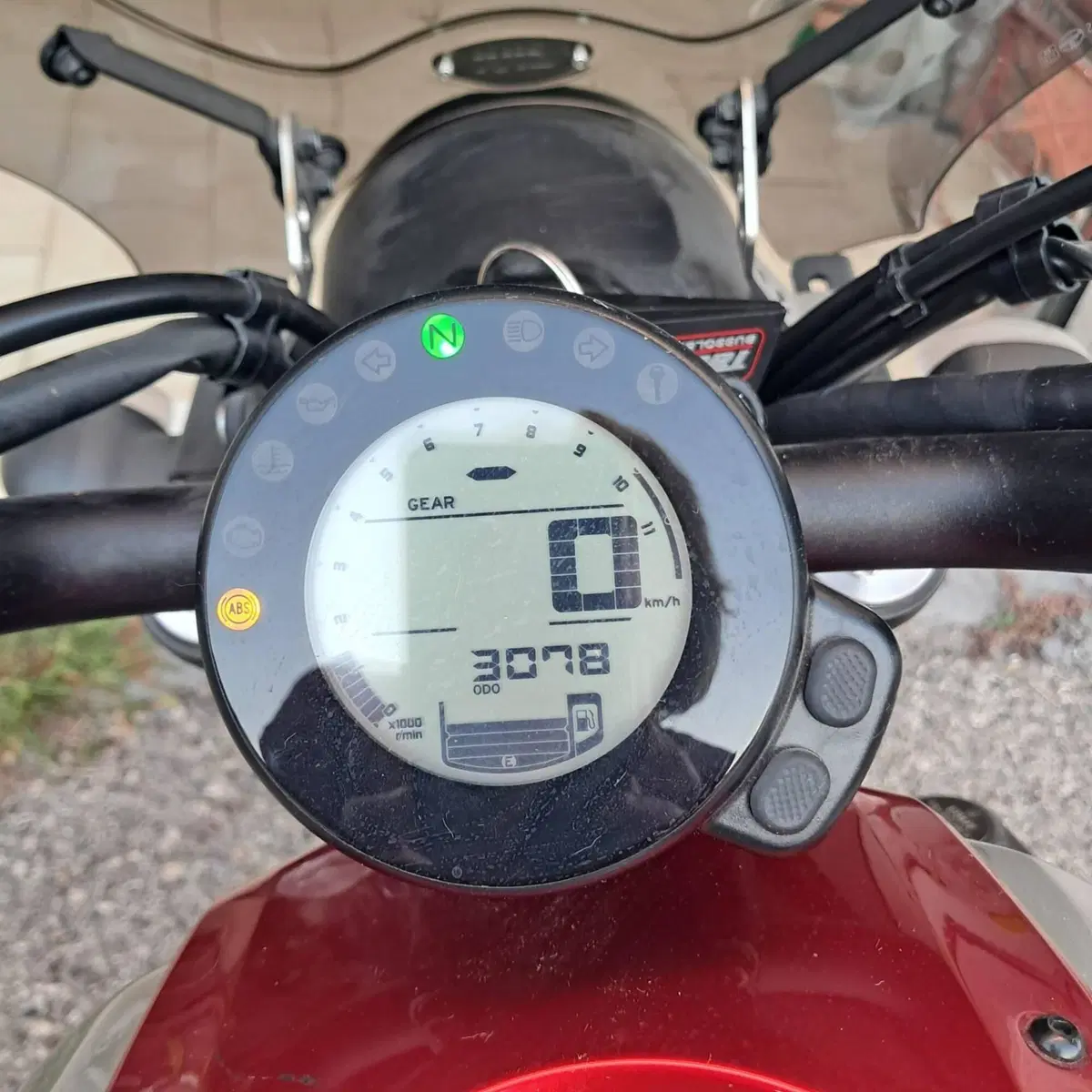 Yamaha XSR 700 ABS (2016 - 20) (4)