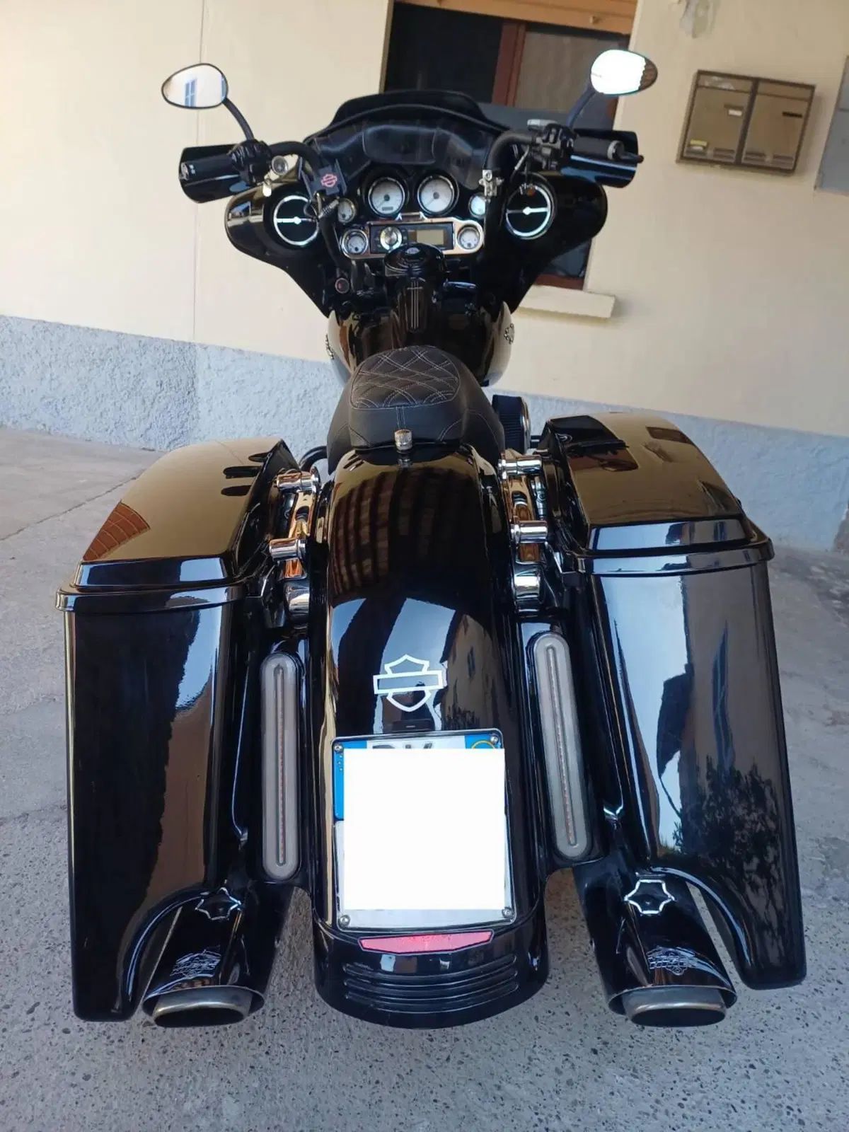 Harley-Davidson 1584 Street Glide (2008 - 10) - FLHX (3)