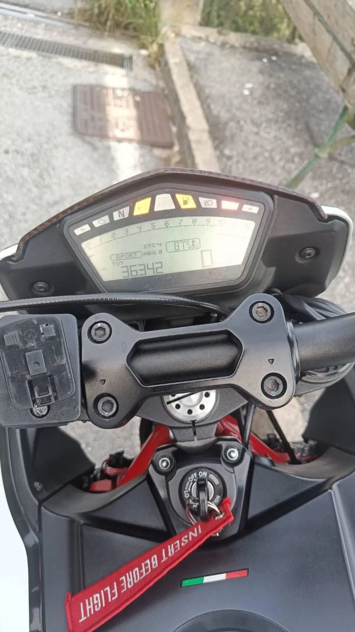 Ducati Hypermotard 821 SP (2013 - 15) (6)