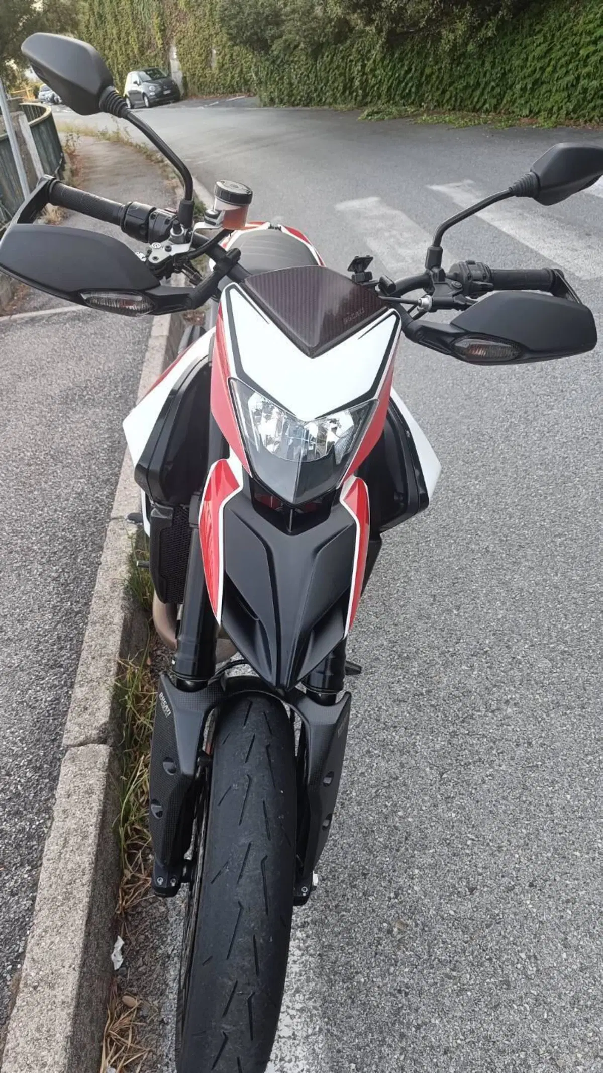Ducati Hypermotard 821 SP (2013 - 15)