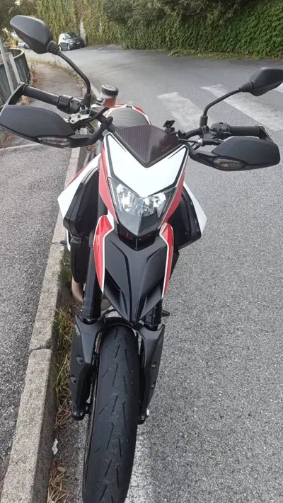 Ducati Hypermotard 821 SP (2013 - 15) usata