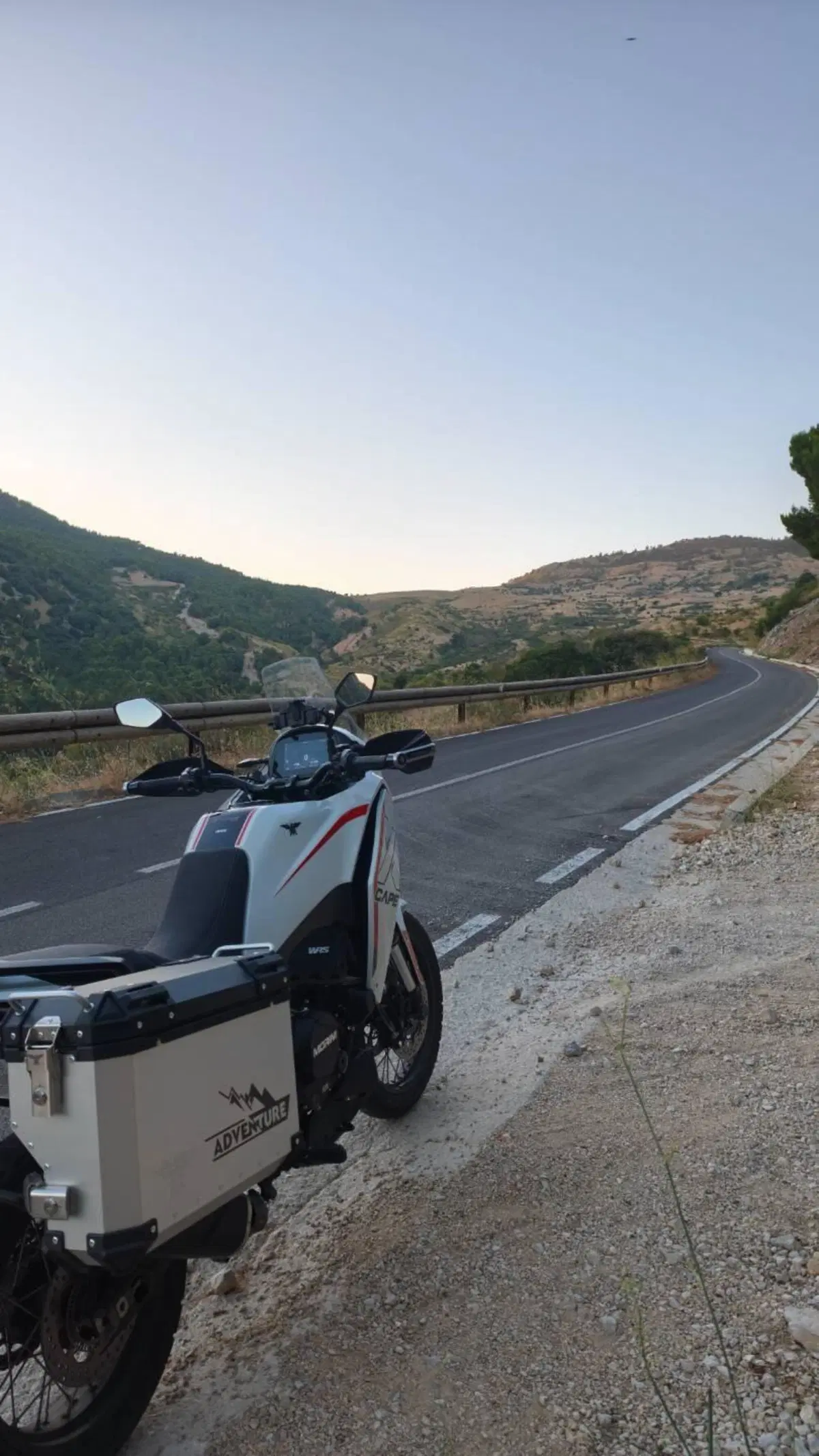 Moto Morini X-Cape 700 (2025 - 26) (15)