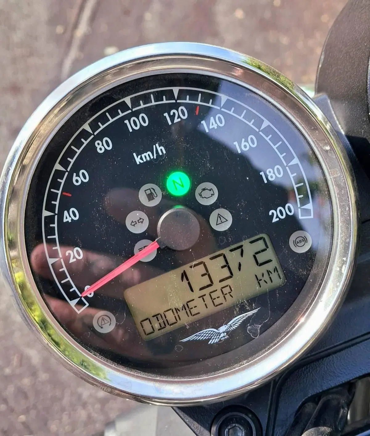 Moto Guzzi V7 Stone Special Edition (2022 - 25) (6)