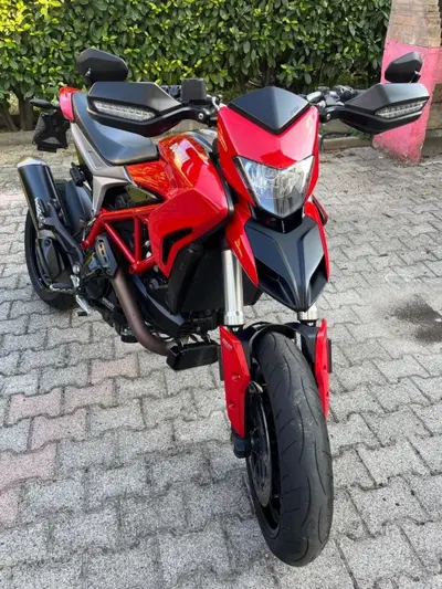 Ducati Hypermotard 939 (2016 - 18) usata