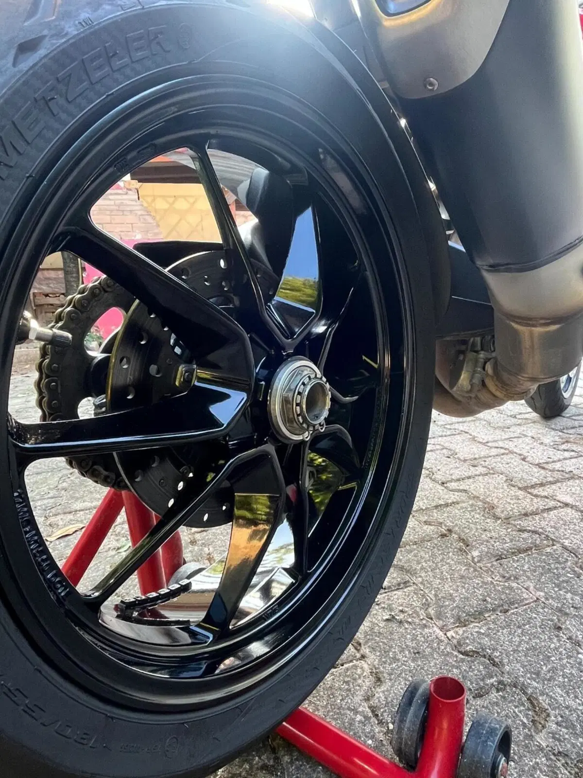 Ducati Hypermotard 939 (2016 - 18) (4)
