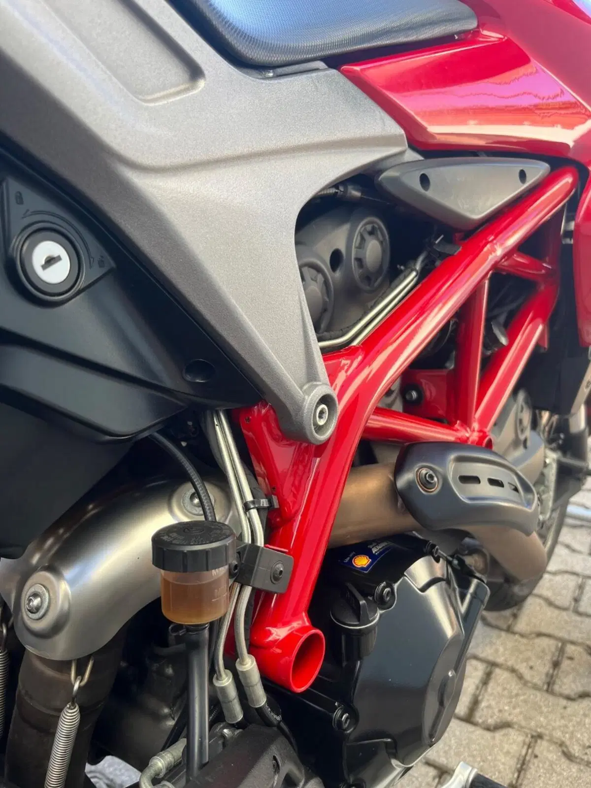 Ducati Hypermotard 939 (2016 - 18) (7)