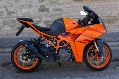 KTM RC 390 (2022 - 26) usata