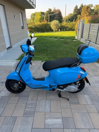 Vespa Sprint 125 S (2026) usata