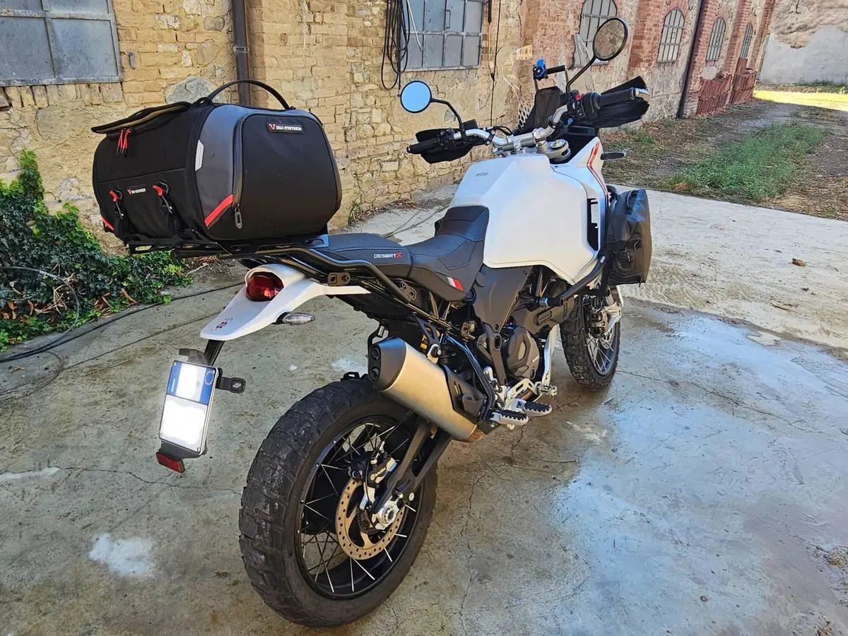 Ducati DesertX (2022 - 25) (2)