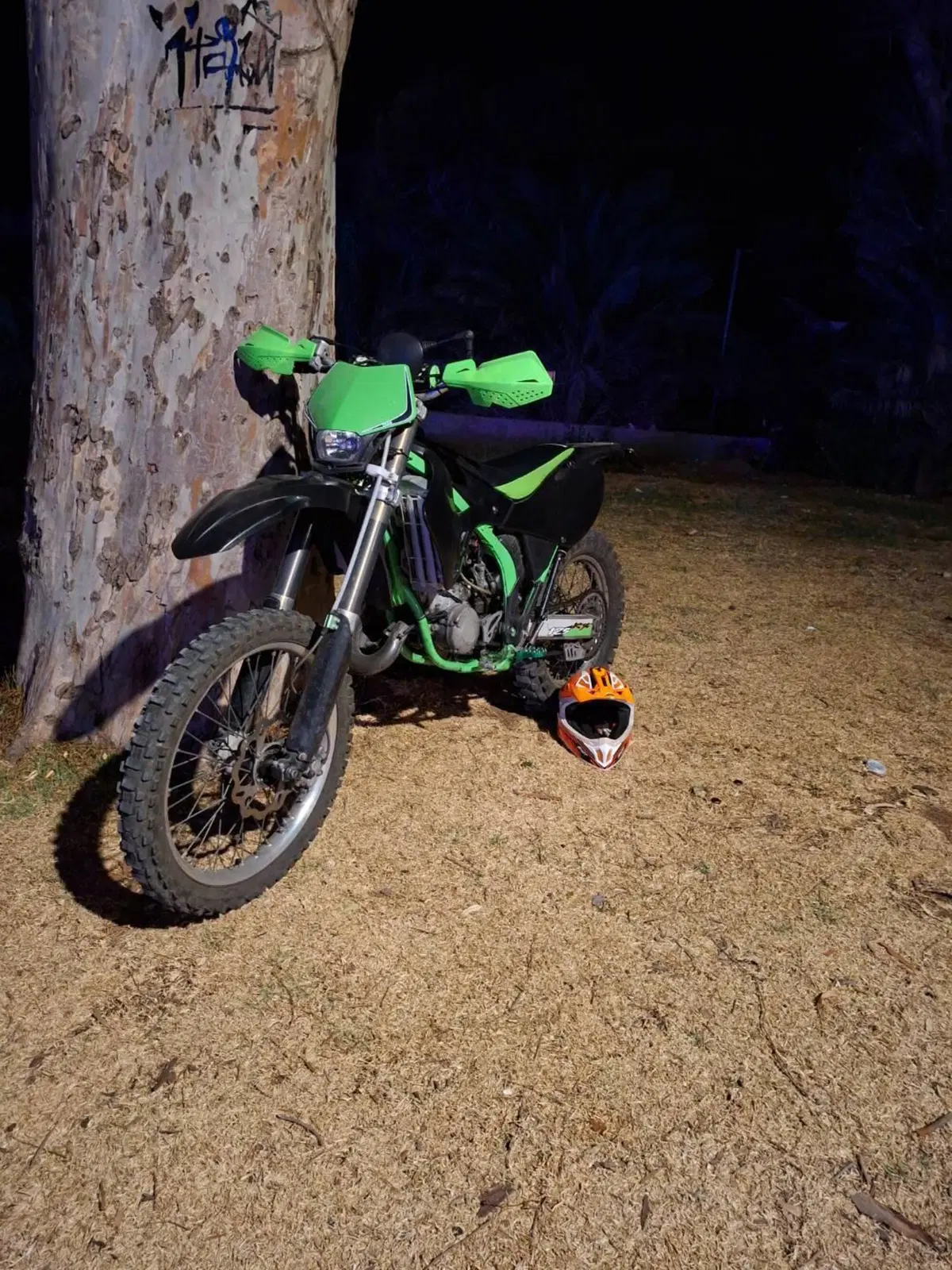 Kawasaki KX125 (1999 - 01) (4)