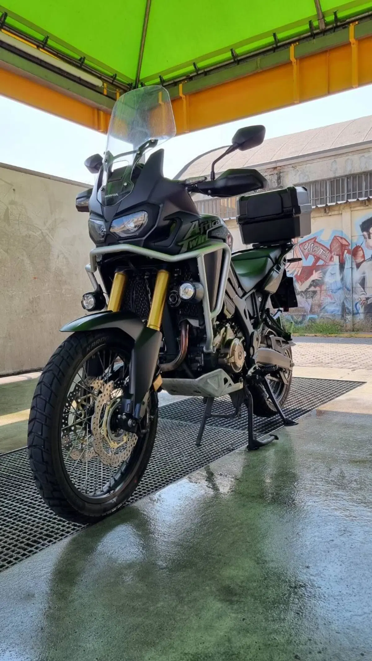 Honda Africa Twin CRF 1000L ABS Travel Edition (2016 - 17) (2)