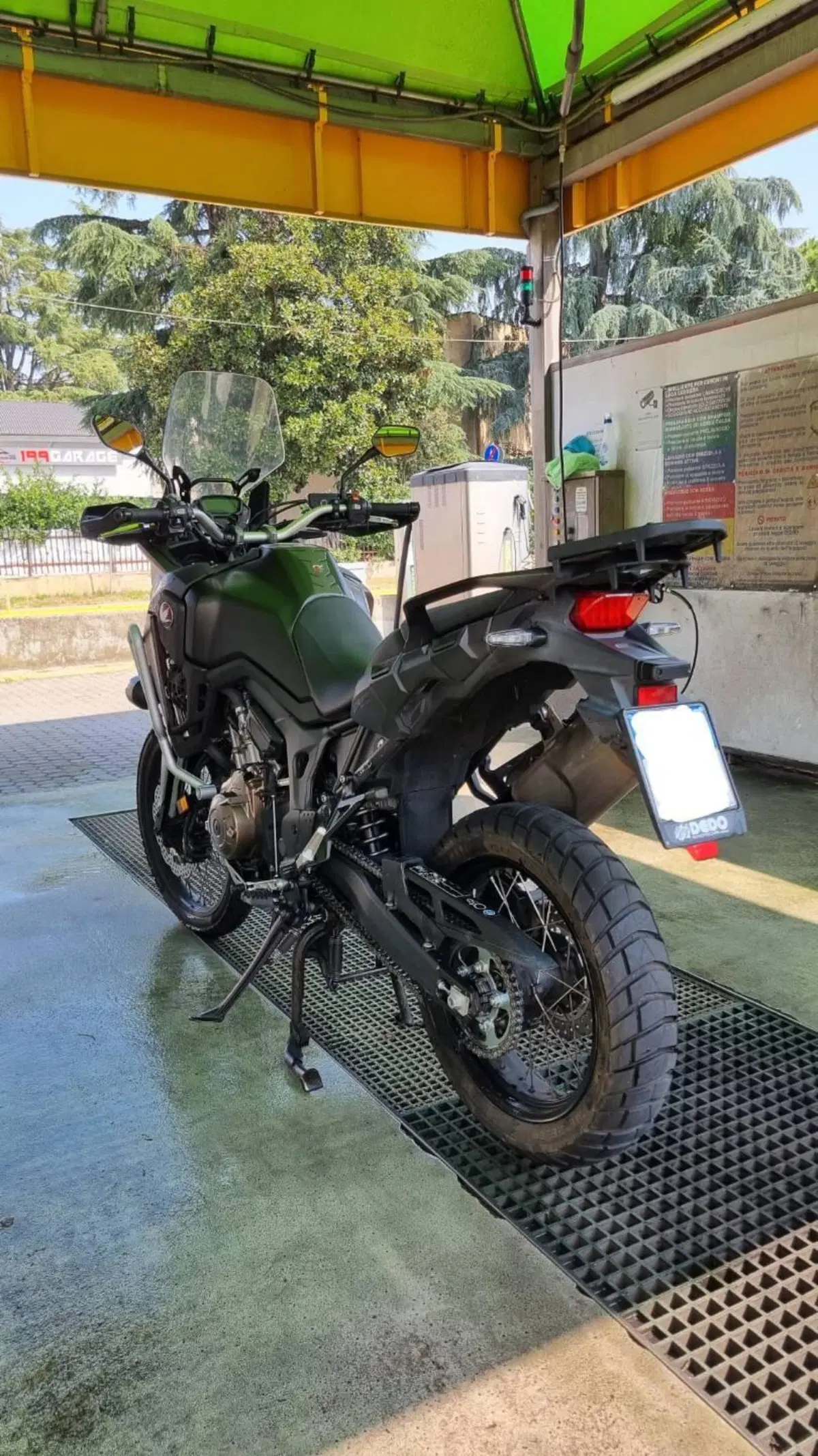 Honda Africa Twin CRF 1000L ABS Travel Edition (2016 - 17) (4)